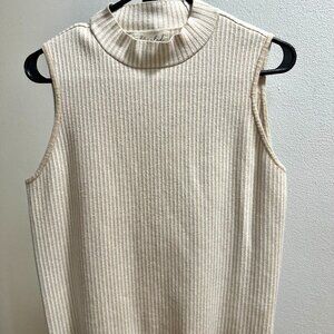 Cropped Sleeveless Top XL